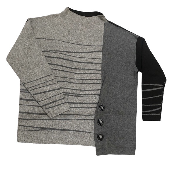 Nic+Zoe Toggle-Trimmed Asymmetric Color-Blocked Sweater - Picture 7 of 14